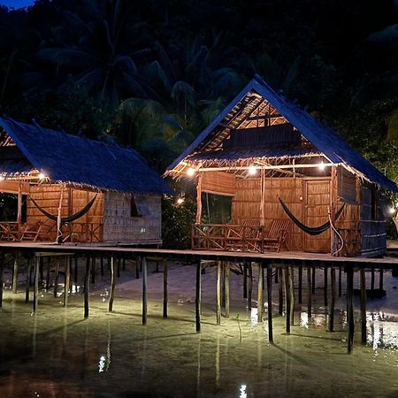 Hotel Nyande Raja Ampat Pulau Mansuar Exterior foto