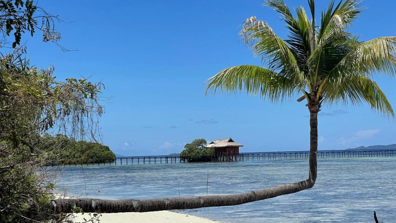 Hotel Nyande Raja Ampat Pulau Mansuar Exterior foto